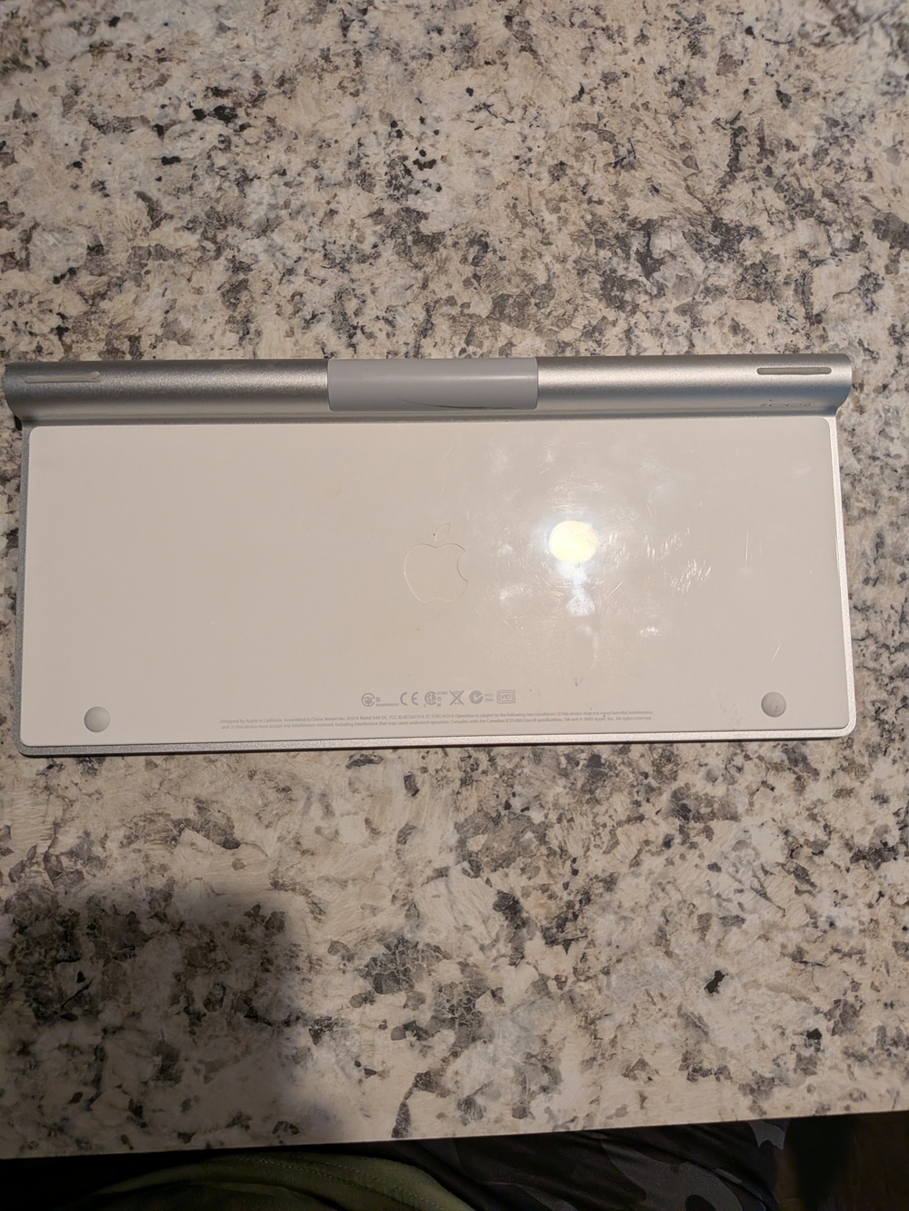 I Mac Wireless Aluminum Bluetooth Keyboard - Silver - Picture 2 of 3